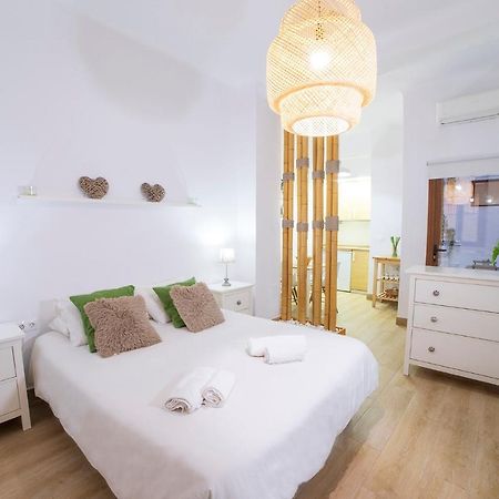 Nice Loft In Malaga Historical Center エクステリア 写真
